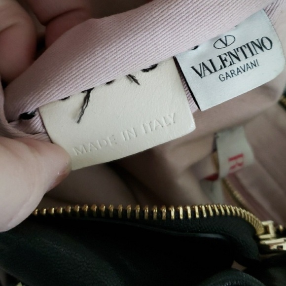 VALENTINO 😍 Black “Red” Collection - Picture 7 of 8